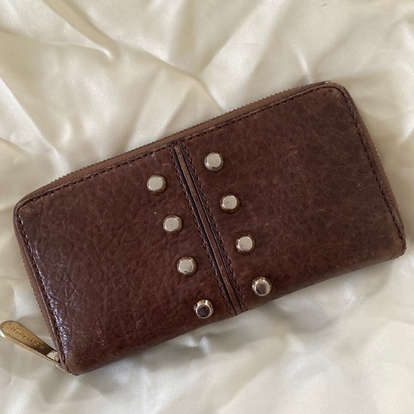 Michael Kors Handbags - Micheal Kors Zipper Wallet